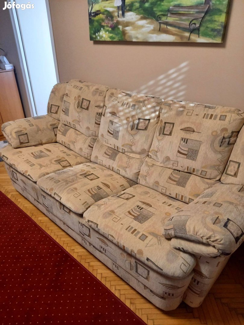 Három részes ággyá alakítható kanapé