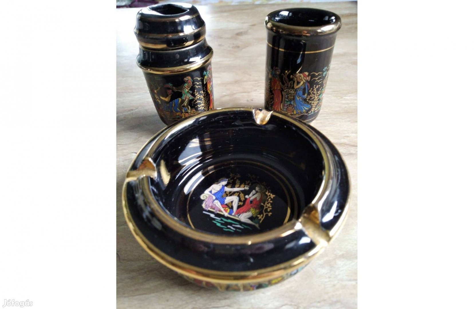 Három részes régi dohányzókészlet eladó!