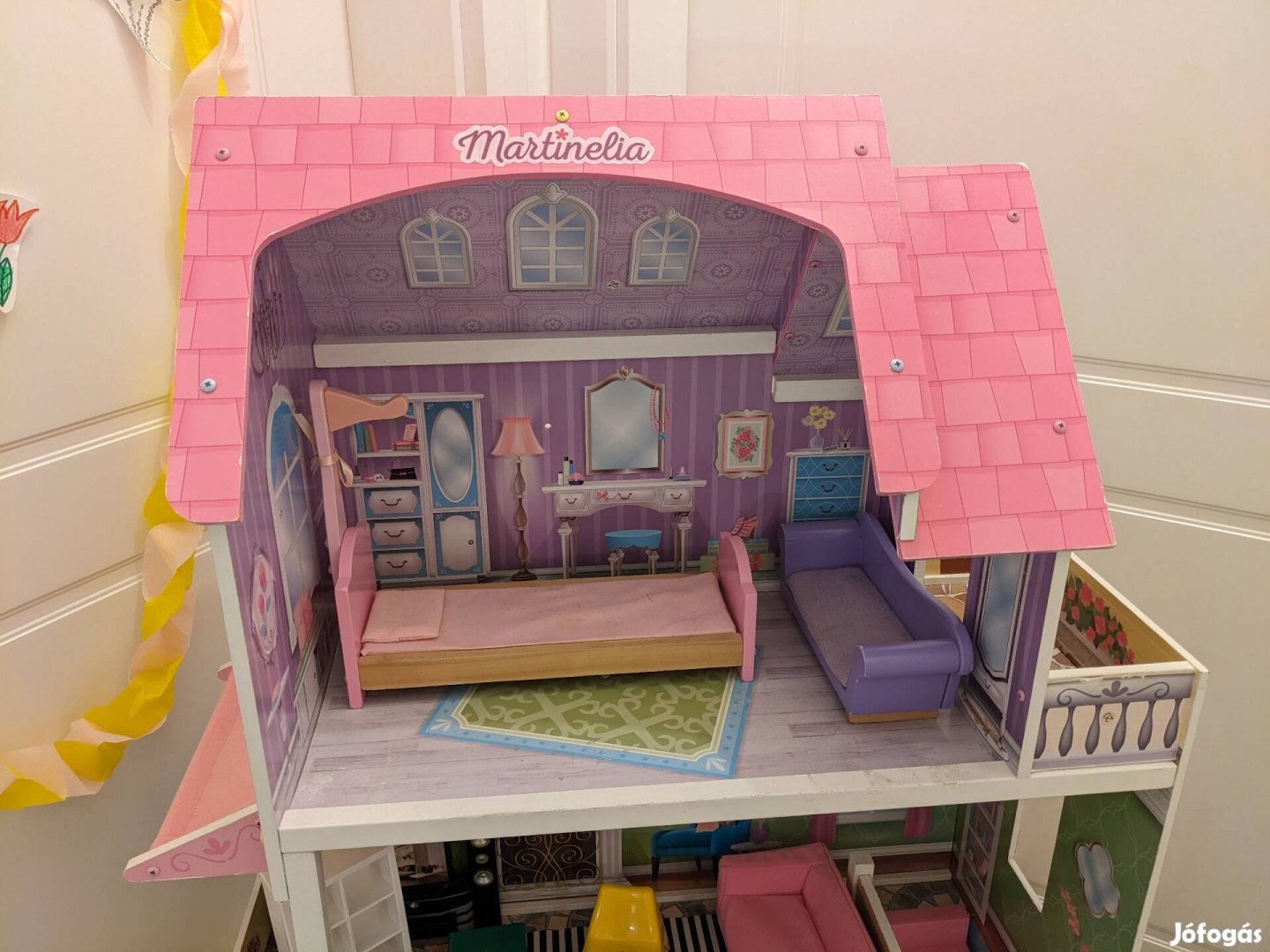 Három szintes babaház