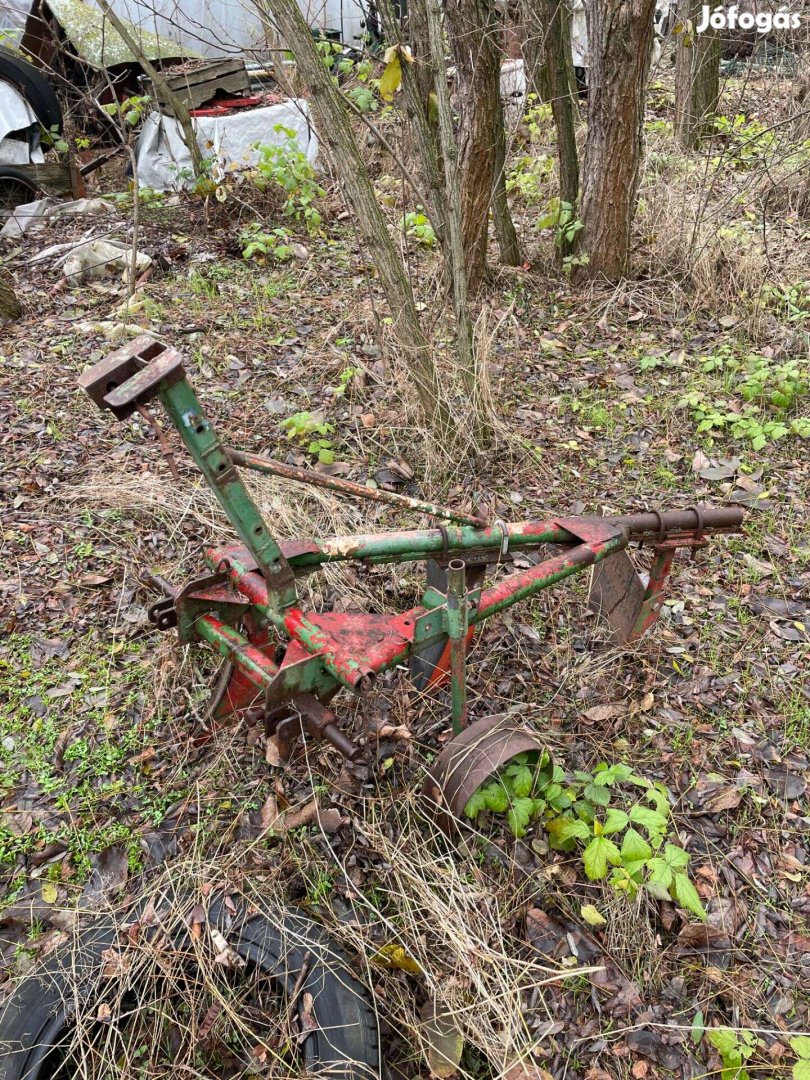 Háromfejes kis eke kistraktorhoz