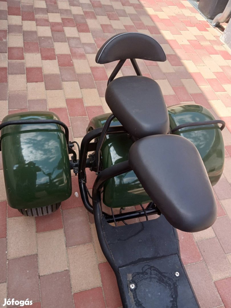 Háromkerekű roller