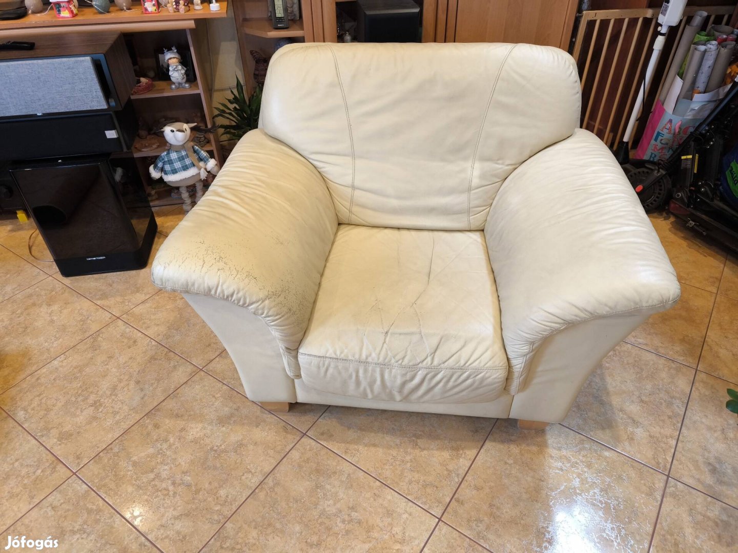 Háromrészes bőr ülőgarnitúra Sürgős!