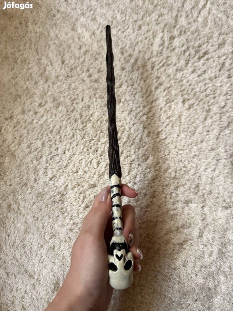 Harry Potter halálfej varázspálca