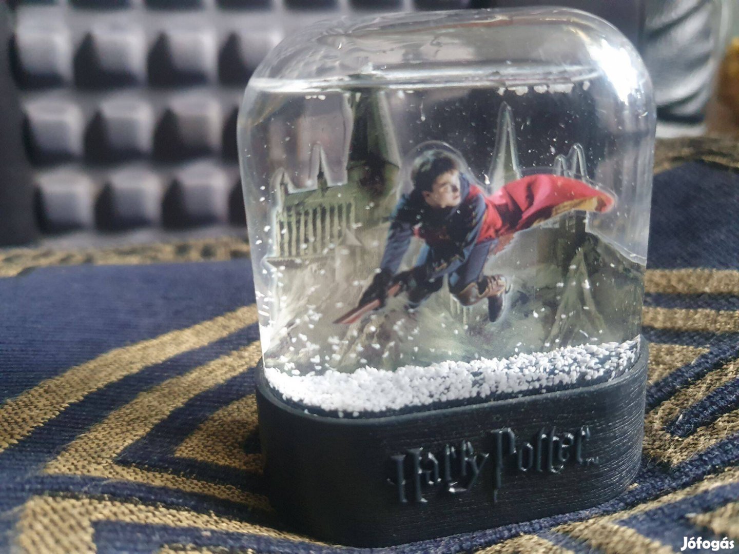Harry Potter hógömb -quidditch +Nimbus 2000 seprűnyél +2db Aranycikesz