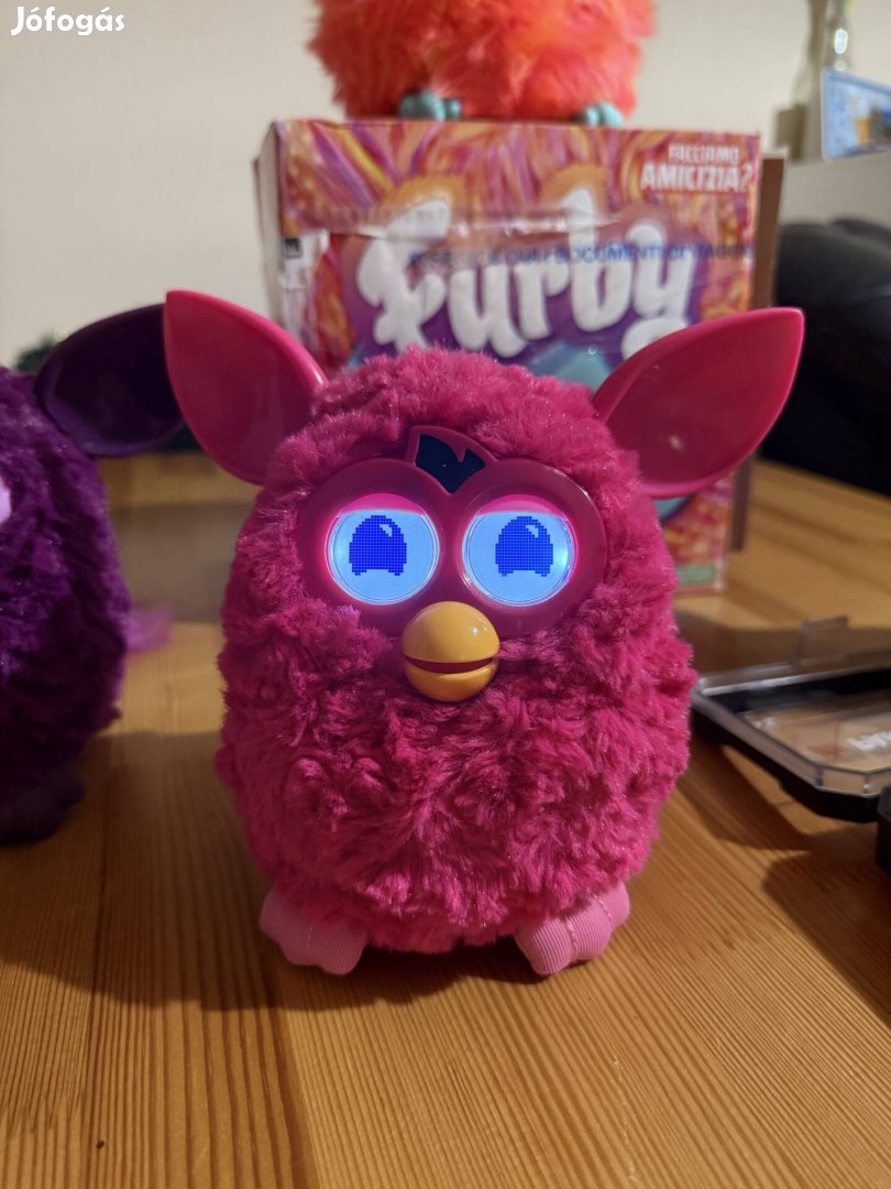 Hasbro Furby Interaktív figura Pink Puff plüss