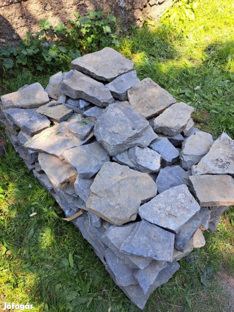Hasított bazalt kőlap, burkolat