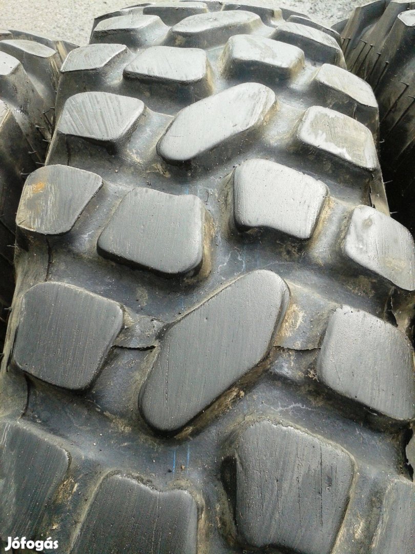 Használt 10 R22.5 Continental T9 10r22,5 10r22.5 10x22.5