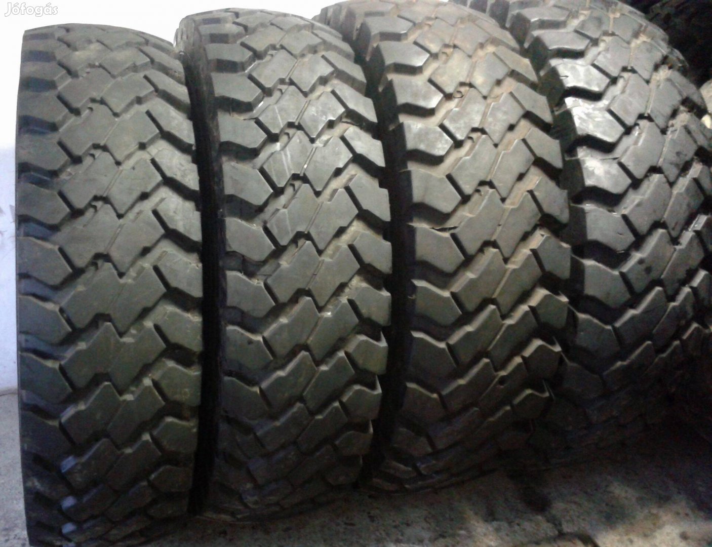 Használt 14.00 R20 Continental HCS 1400r20 14.00r20 1400x20