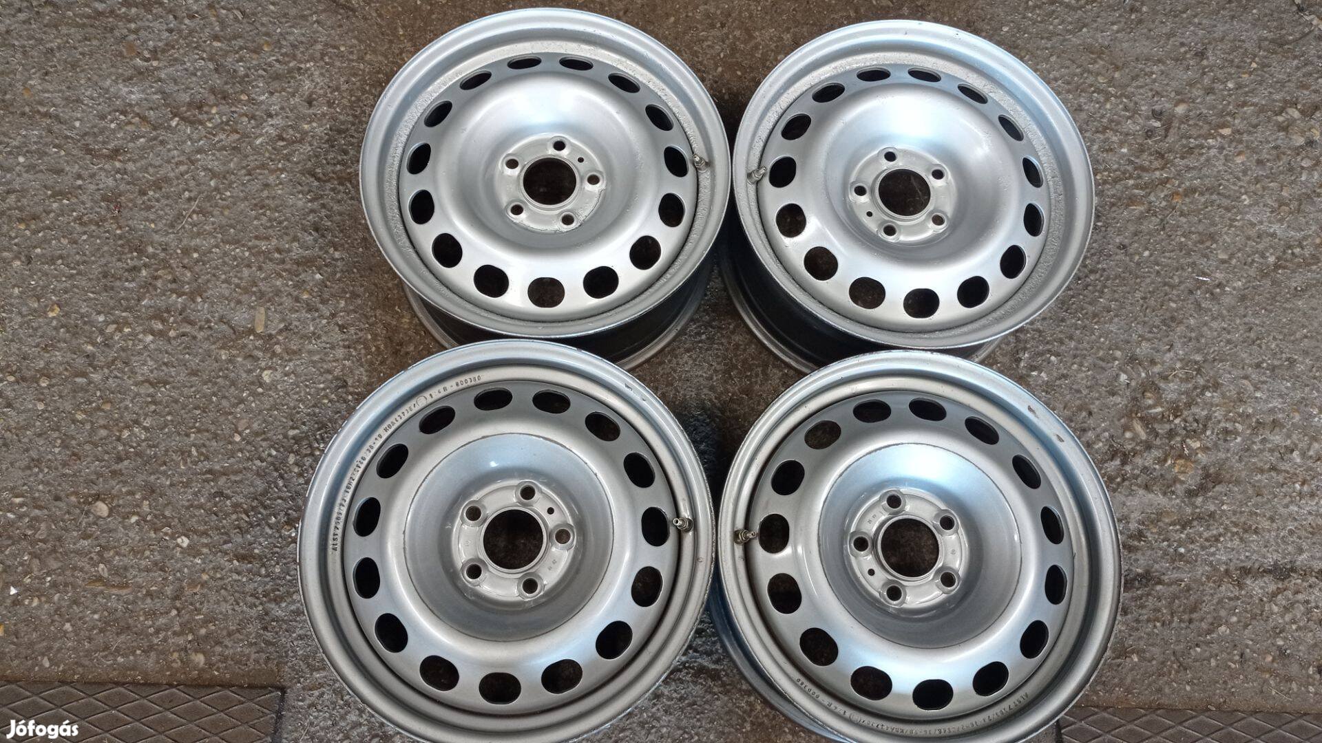 Használt 16 colos 5x108 lyukosztású kisteherautó acél felni garnitúra