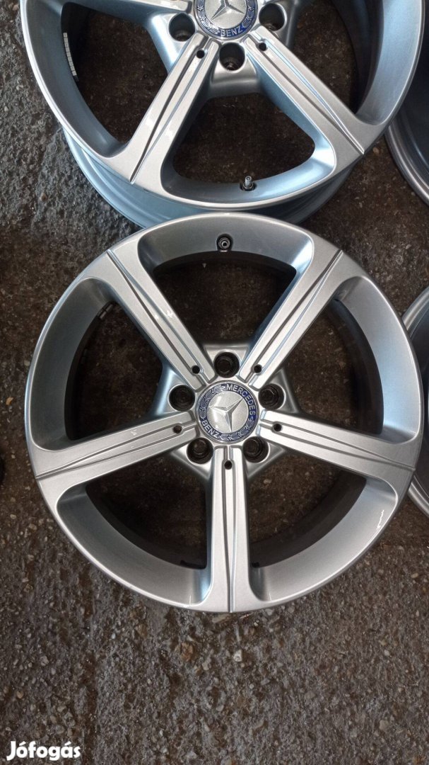 Használt 17 colos Gyári Mercedes szép állapotú 5x112 lyukosztású