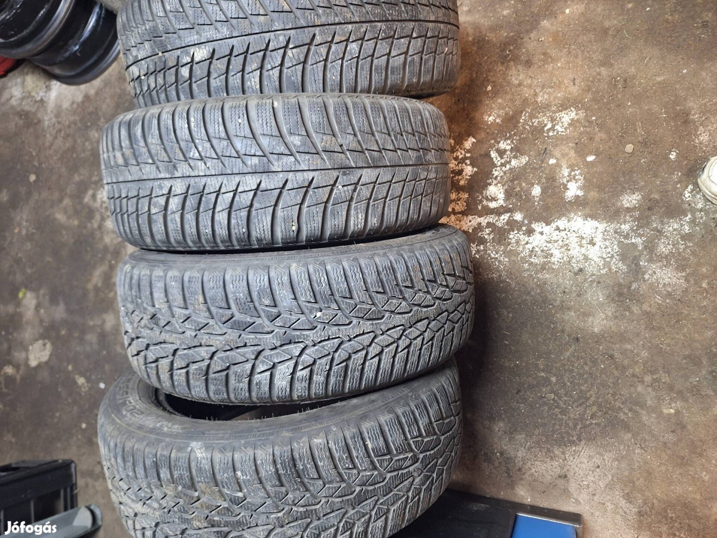 Használt 205/55r16 téligumi