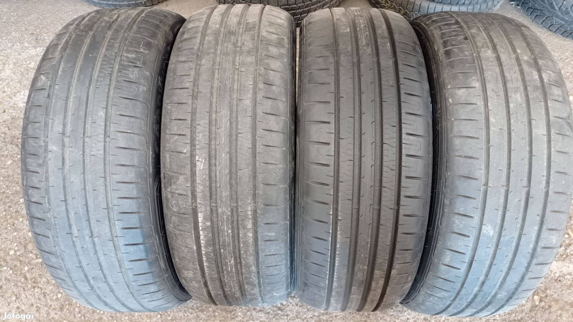 Használt 215/50/19 Goodyear nyárigumi garnitúra olcsón eladó