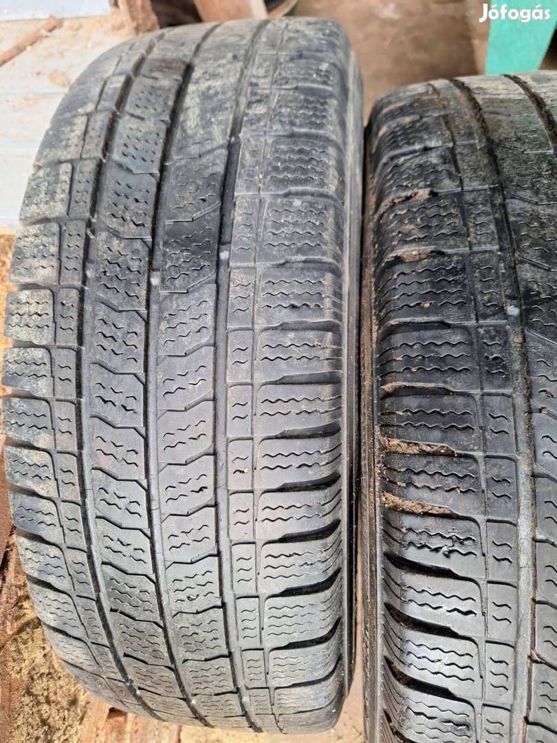 Használt 215/65r16c téligumi