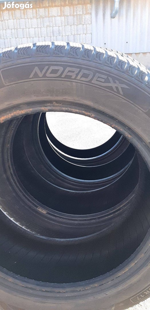 Használt 225/55 R17 Nordexx téligumi eladó