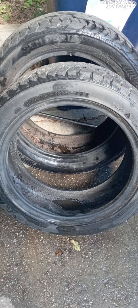 Használt 2db Hankook 4évszakos Gumik Smarthoz