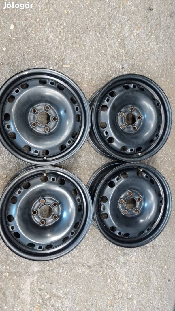 Használt 5x100 lyukosztású 15 colos Gyári Volkswagen acél felni garnit