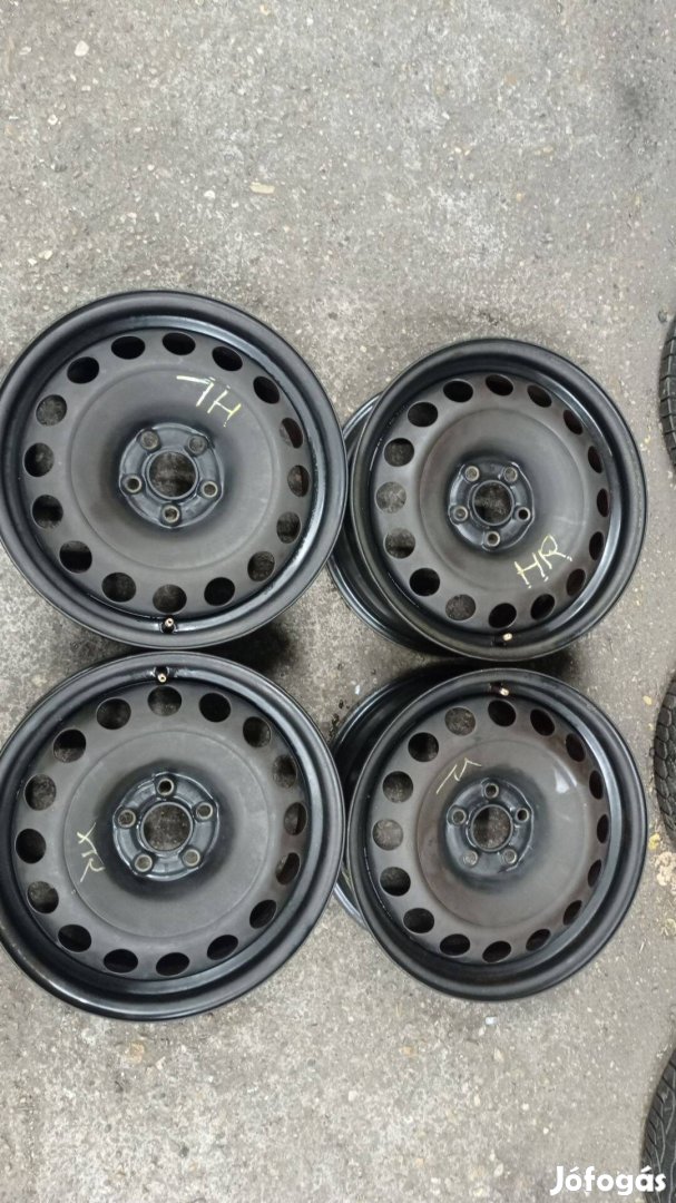 Használt 5x100 lyukosztású 16 colos Gyári Volkswagen acél felni garnit