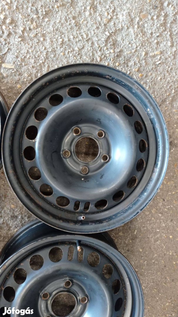 Használt 5x110 lyukosztású 15 colos Gyári Opel acél felni garnitúra