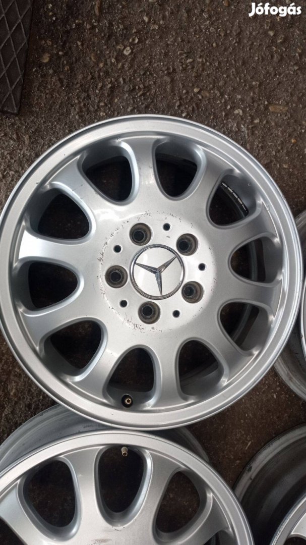 Használt 5x112 lyukosztású 16 colos Gyári Mercedes alu felni garnitúra