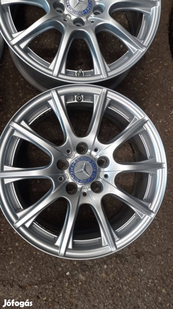 Használt 5x112 lyukosztású 16 colos szép állapotú gyári Mercedes alu