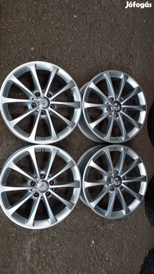 Használt 5x112 lyukosztású 17 colos szép állapotú Gyári Mercedes alu