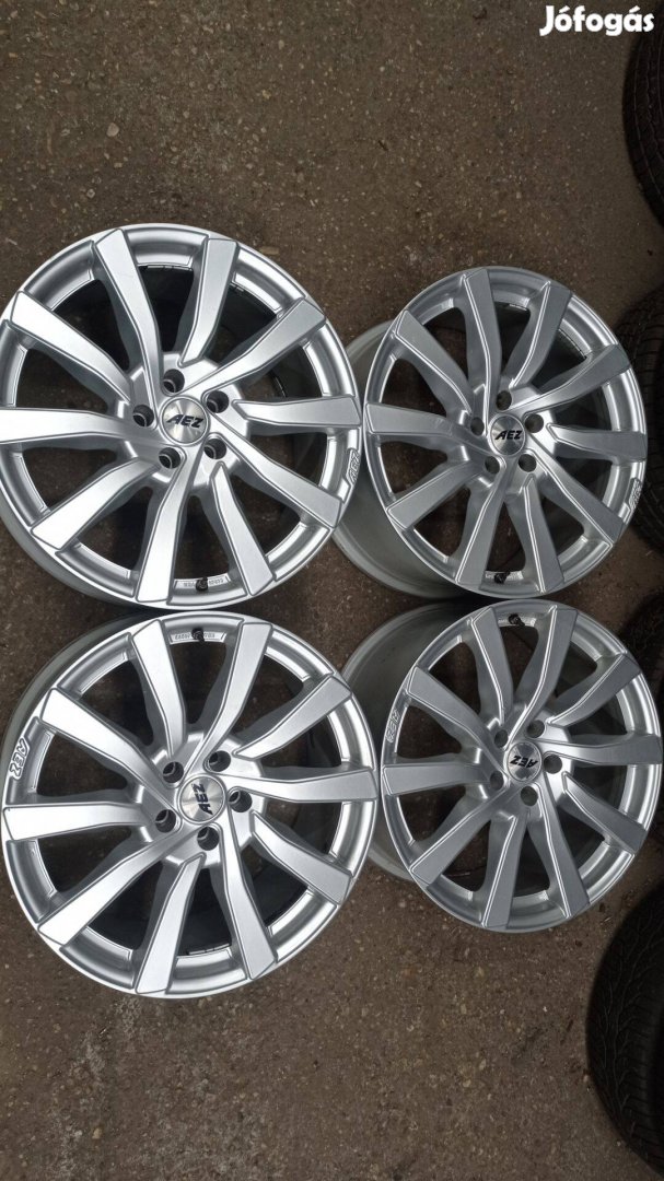 Használt 5x112 lyukosztású 19 colos Aez alu felni garnitúra
