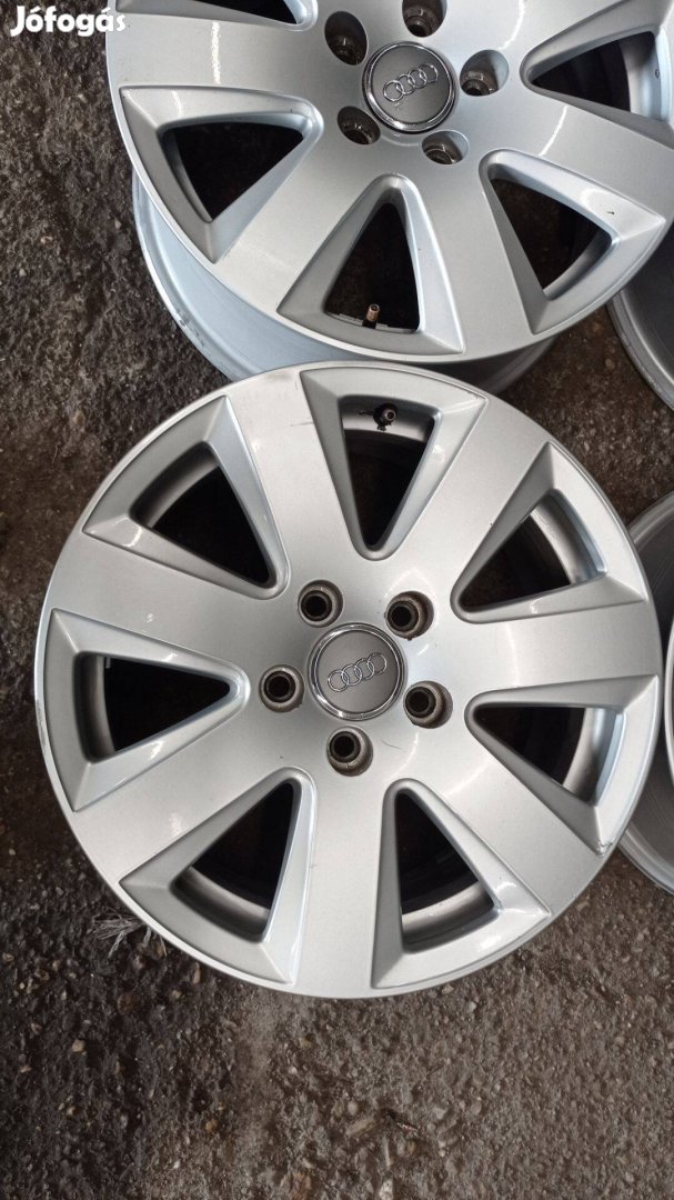 Használt 5x112 lyukosztású Gyári Audi 16 colos alu felni garnitúra