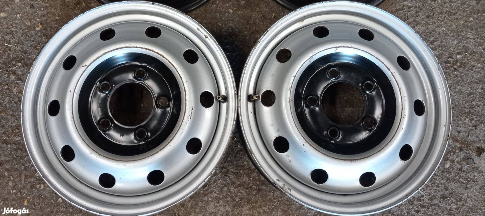 Használt 5x130 lyukosztású 16 colos Renault, acél felni garnitúra olcs