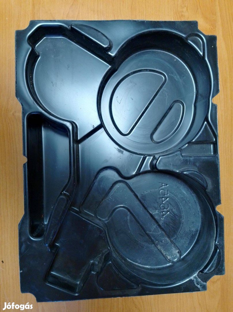 Használt Bosch koffer betétek eladóak, többféle