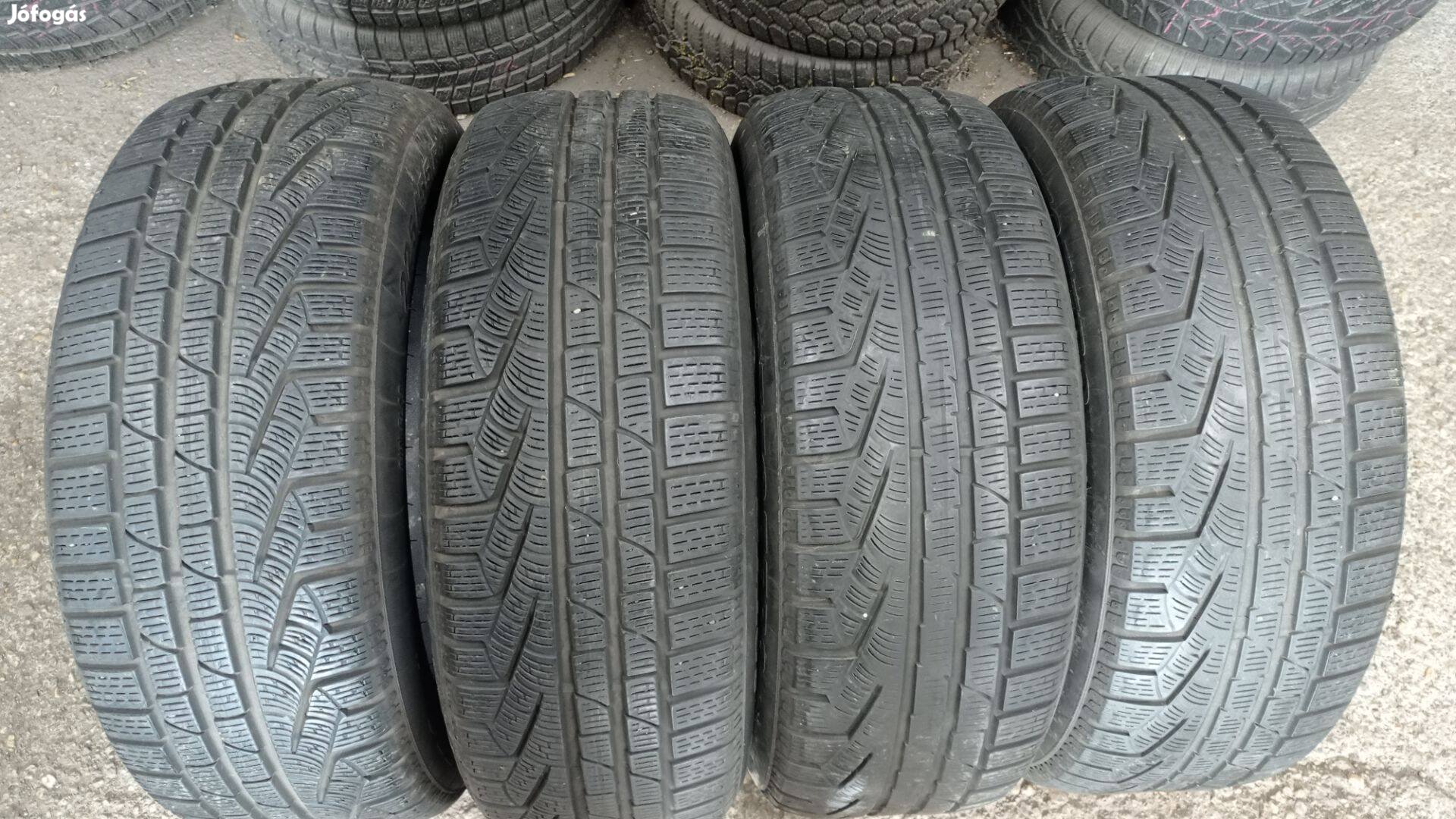 Használt Defekttűrő 225/55/17 Pirelli téligumi garnitúra olcsón eladó