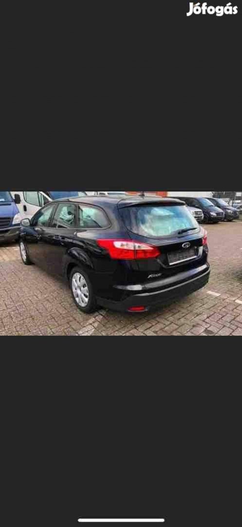 Használt Ford Focus Mk3 Hátsó lökhárító