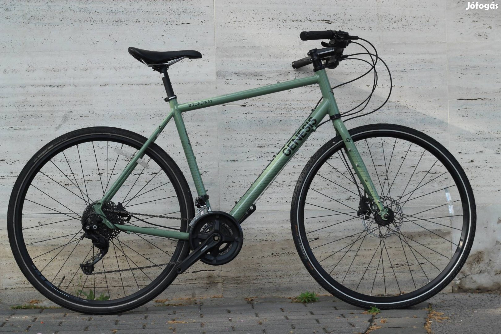 Használt Genesis Broadway Hybrid Kerékpár (55cm Alu)