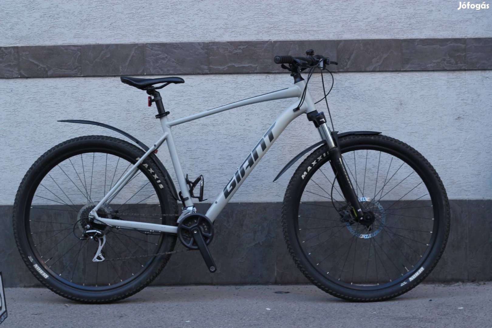 Használt Giant Talon MTB kerékpár (54cm alu)