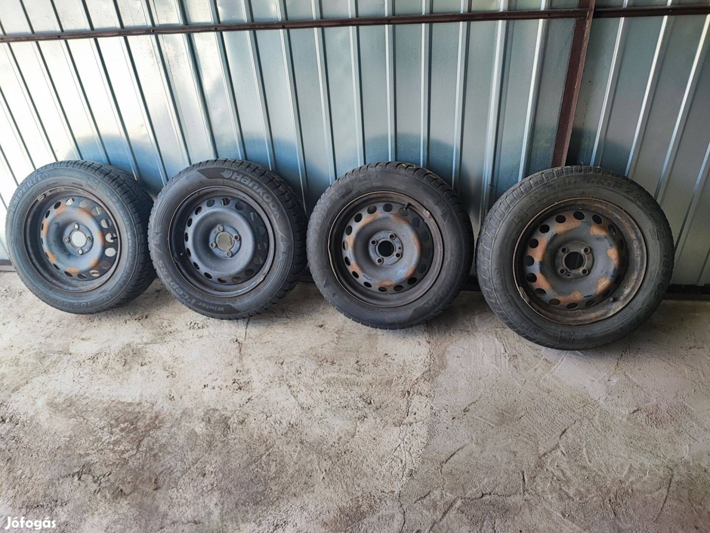Használt Gumiabroncs Dacia Sanderoii