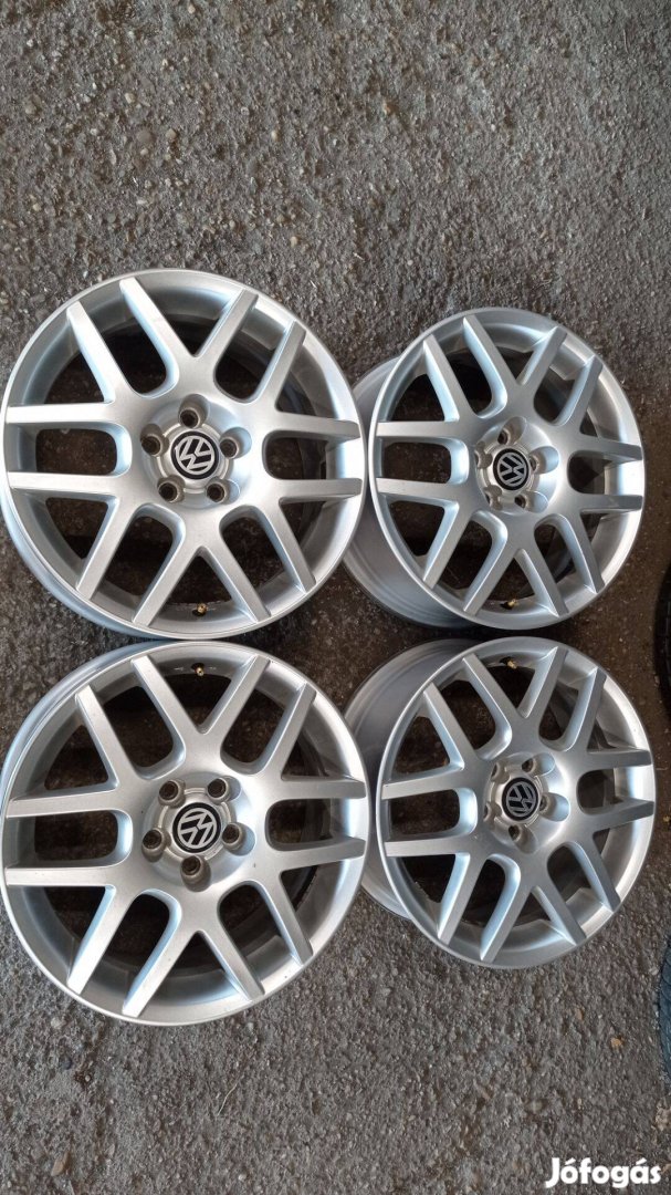 Használt Gyári Volkswagen 5x100 lyukosztású 16 colos alu felni garnitú