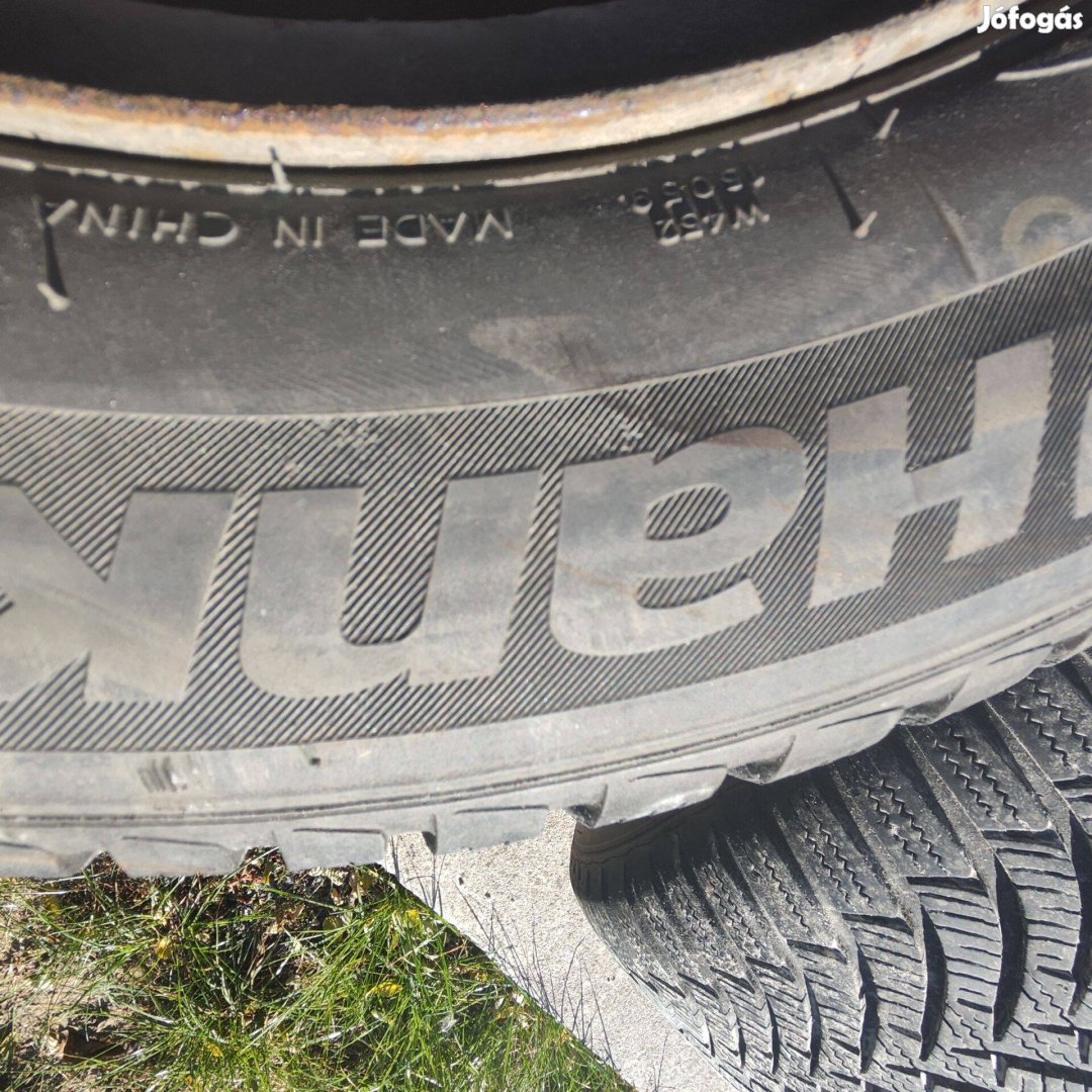 Használt Hankook téligumi szett