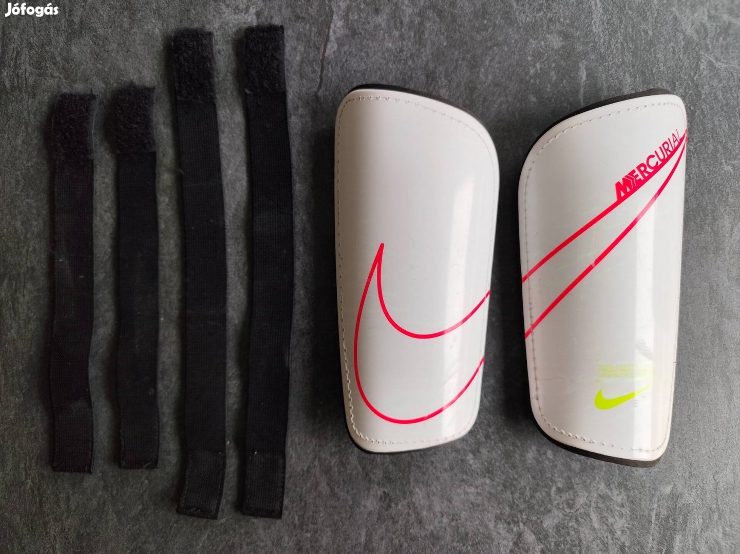 Használt L-es Nike Mercurial Hardshell sípcsontvédő