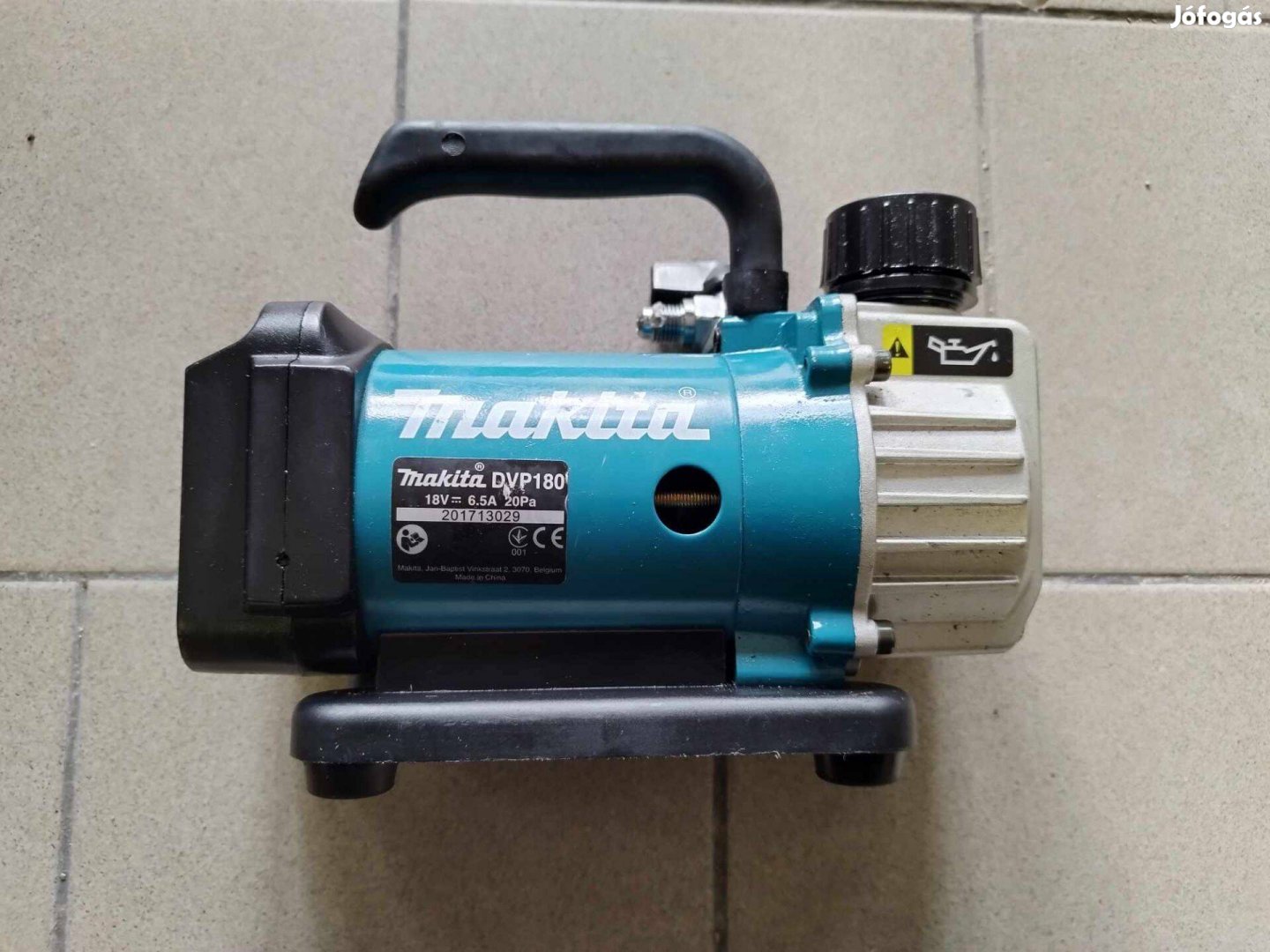 Használt Makita DVP180z akkus vákuumszivattyú 18 V