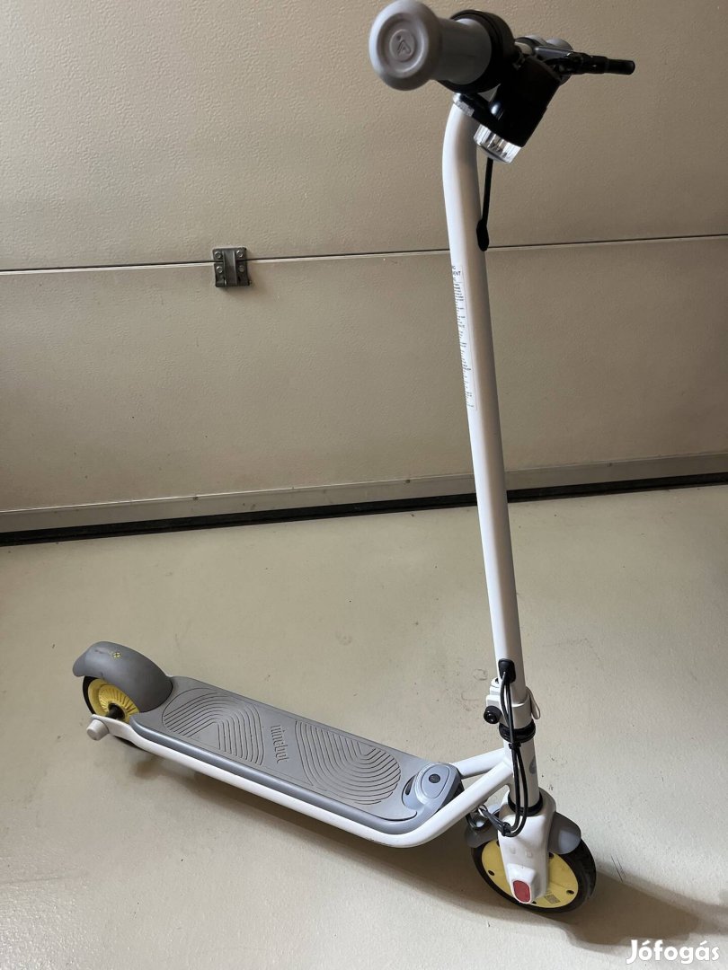 Használt Ninebot Zing C10 elektromos roller