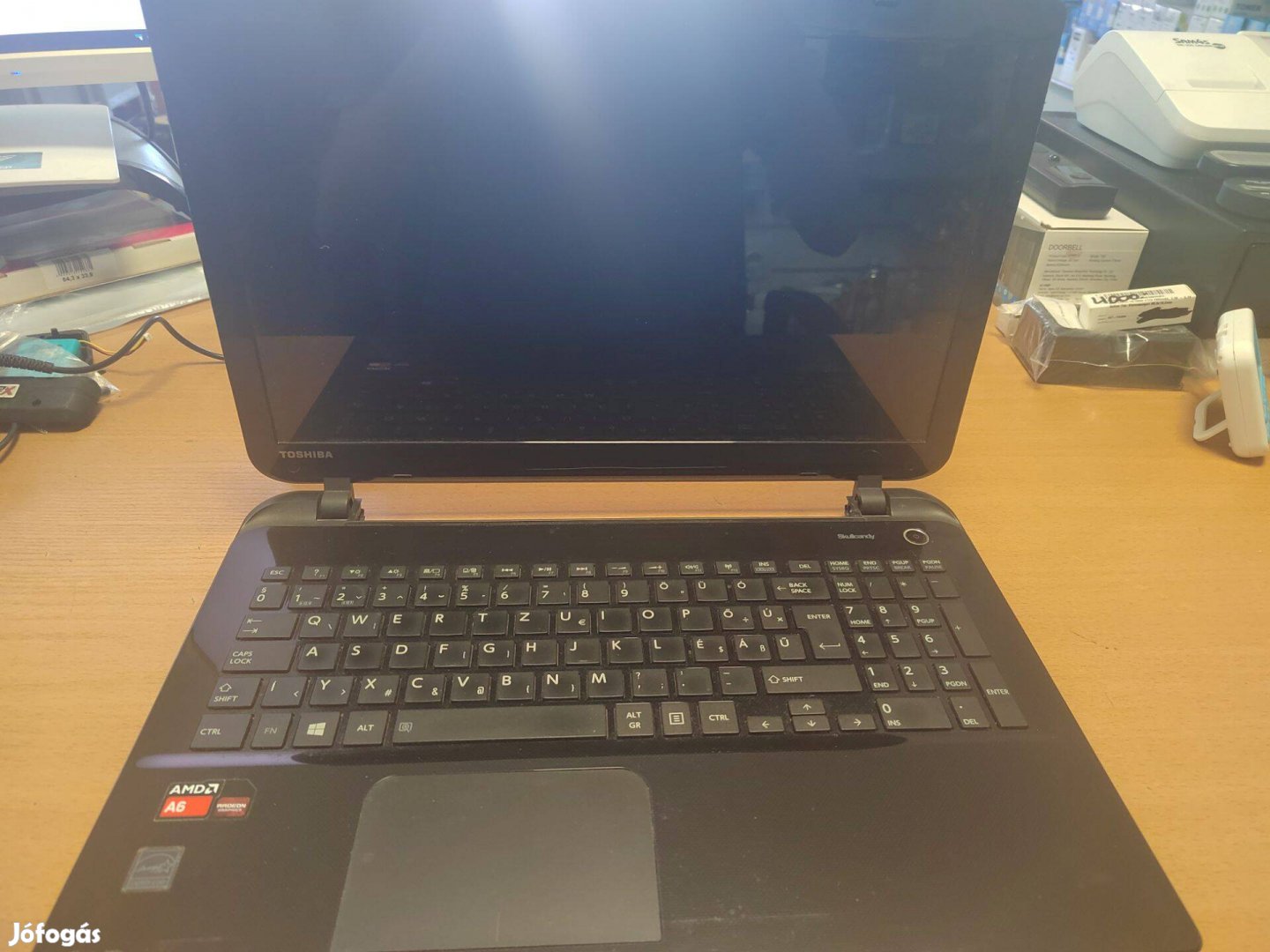 Használt Toshiba Satellite L50D-B-10K