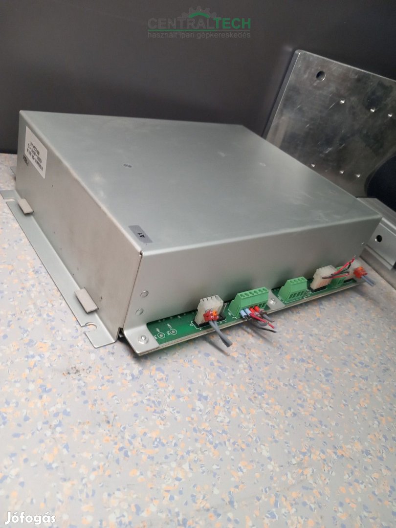 Használt Trane X13650477-13 REV P Trane hűtővezérlő
