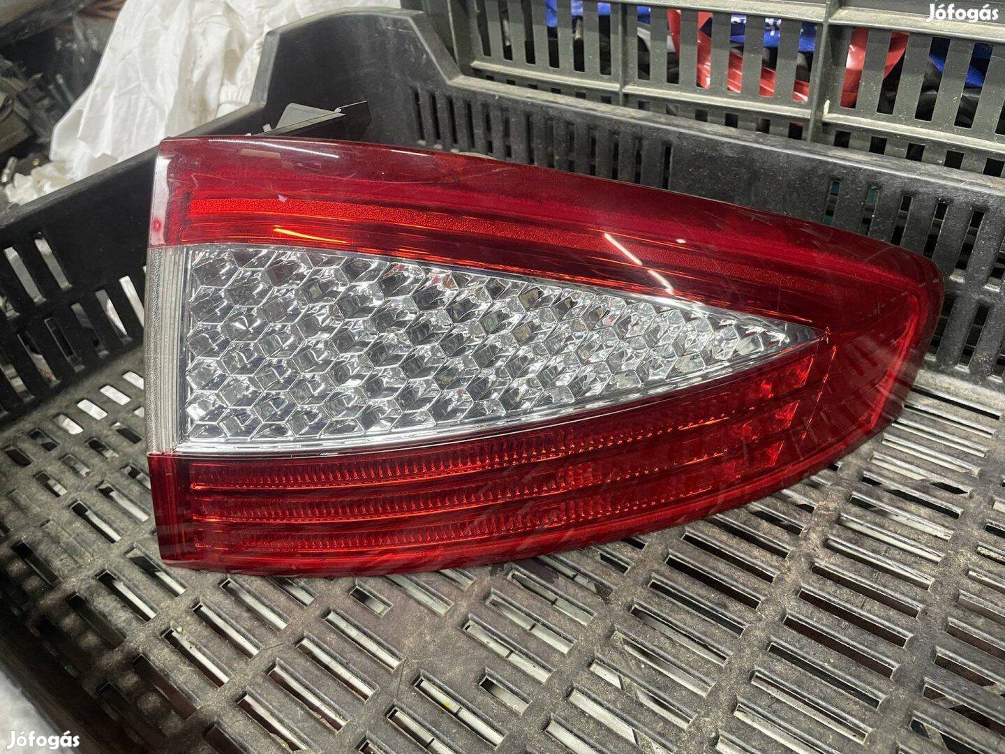 Használt, Ford mondeo mk4 hatsó lámpa bal jobb