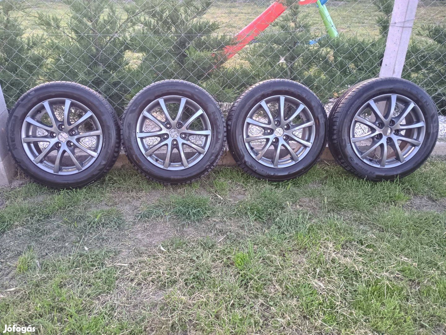 Használt alufelni nyárigumival R16