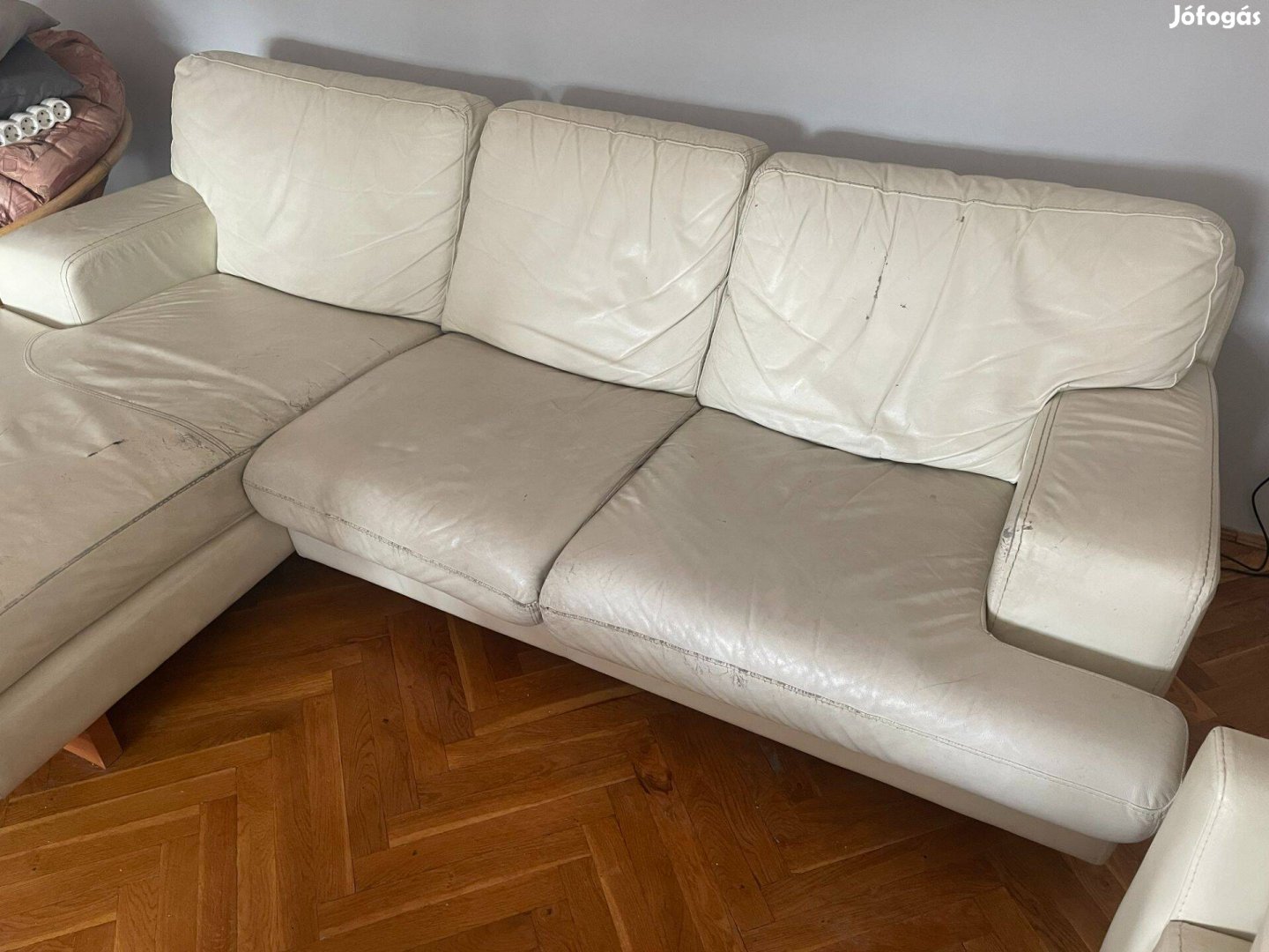 Használt fehér bőr kanapé, grátisz bőr fotel