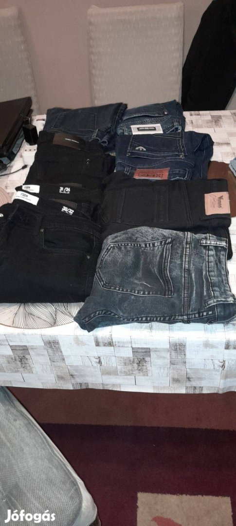 Használt férfi farmernadrág