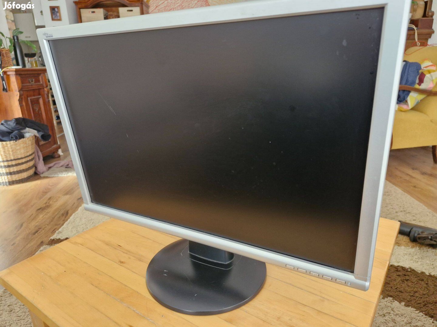 Használt fujitsu siemens monitor wbza 22" col