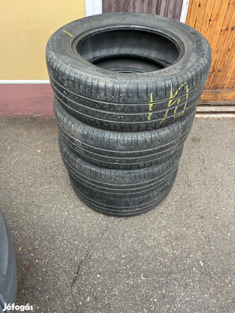 Használt gumiabroncs 205/60 R16