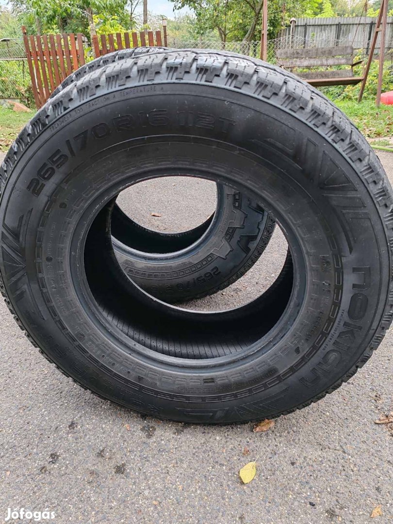 Használt gumiabroncs 265/70 R16