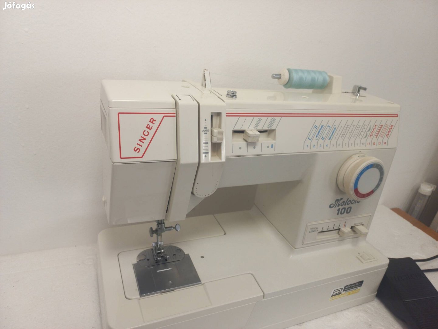 Használt háztartási varrógép eladó.