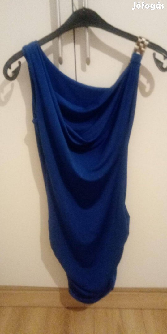 Használt megkímélt állapotú ruhák